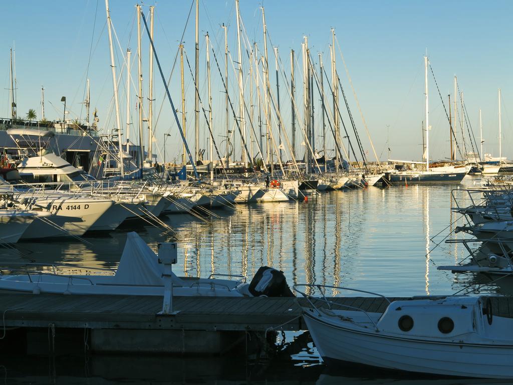 Hotel Regent - In Pieno Centro San Benedetto del Tronto Eksteriør bilde