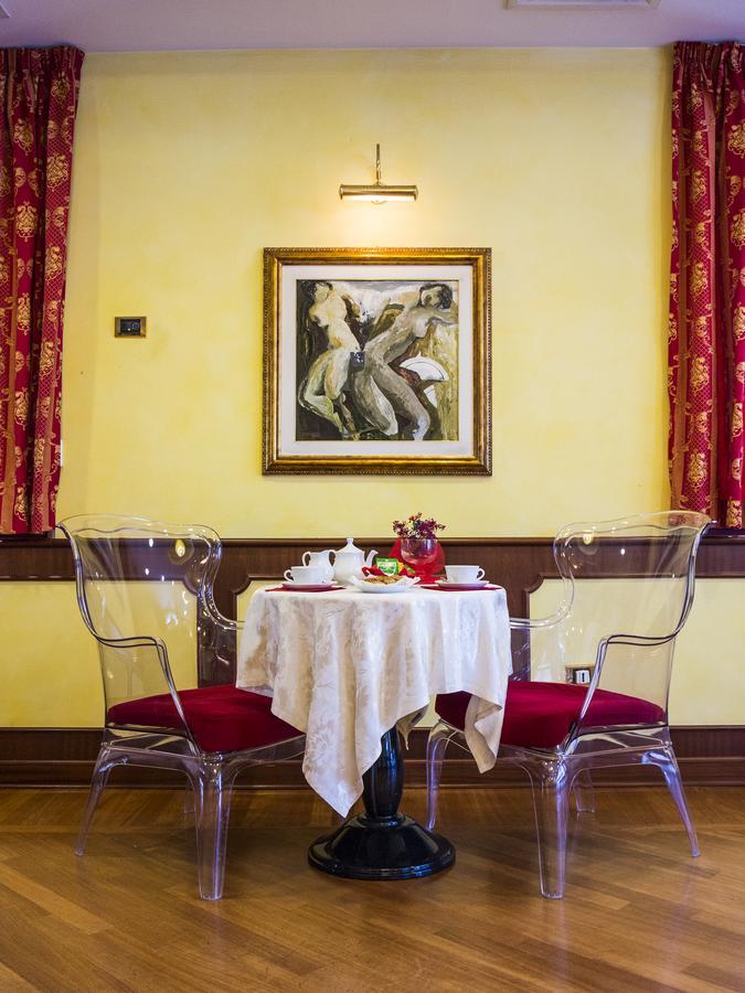 Hotel Regent - In Pieno Centro San Benedetto del Tronto Eksteriør bilde