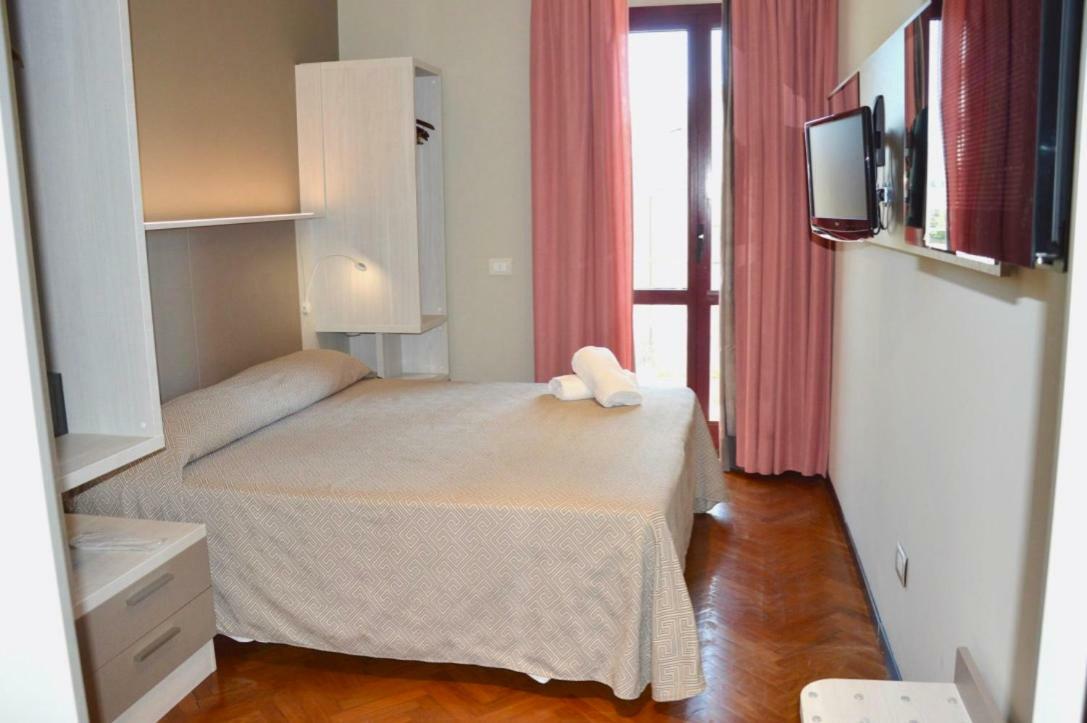 Hotel Regent - In Pieno Centro San Benedetto del Tronto Eksteriør bilde