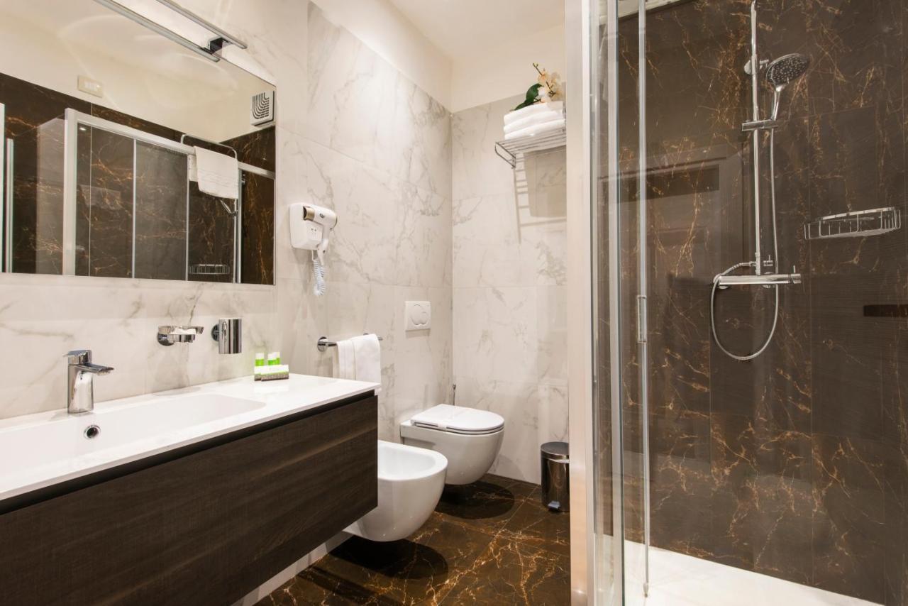 Hotel Regent - In Pieno Centro San Benedetto del Tronto Eksteriør bilde